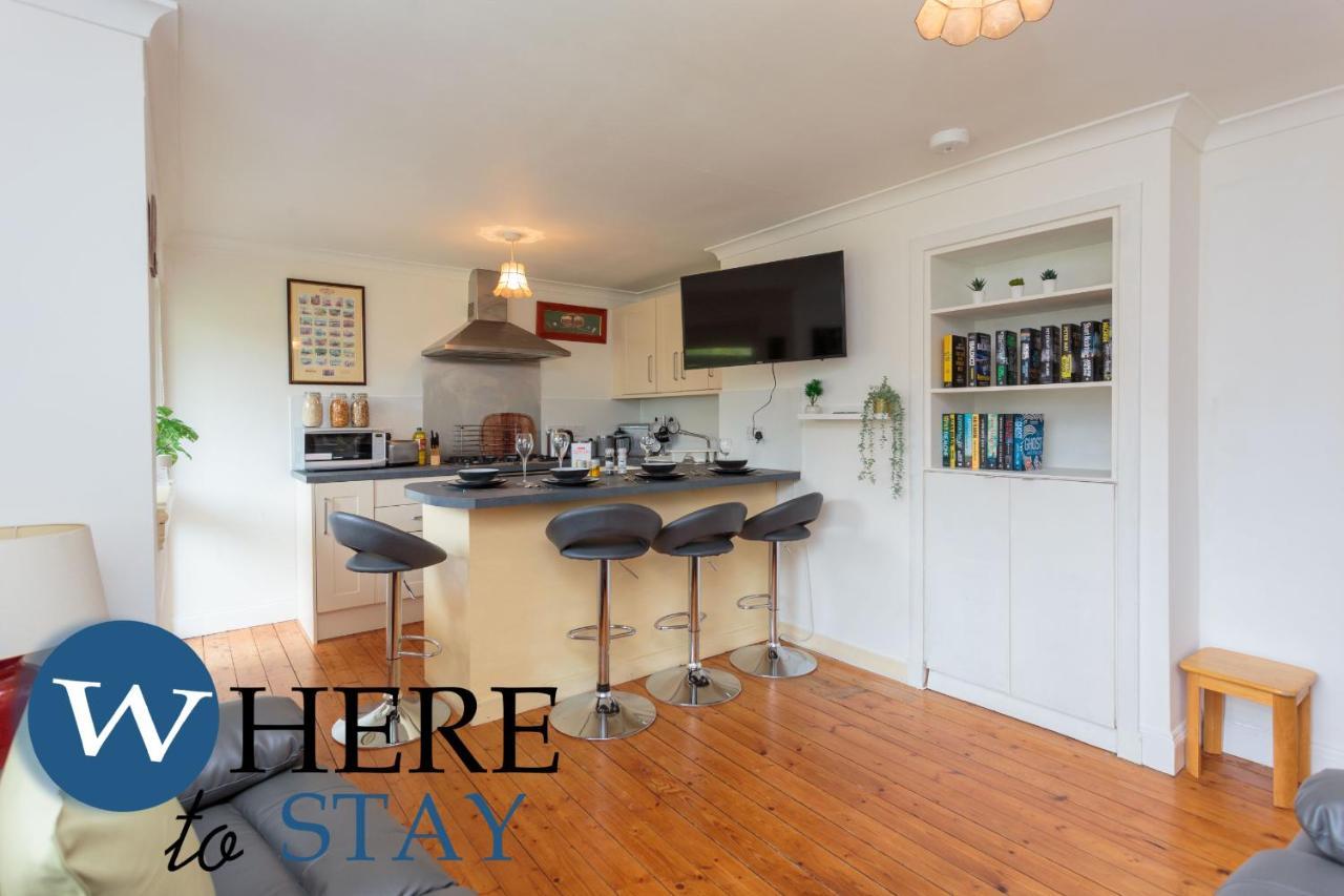 Lovely Apartment By The Hillwood Park-Free Parking Edinburgh Luaran gambar